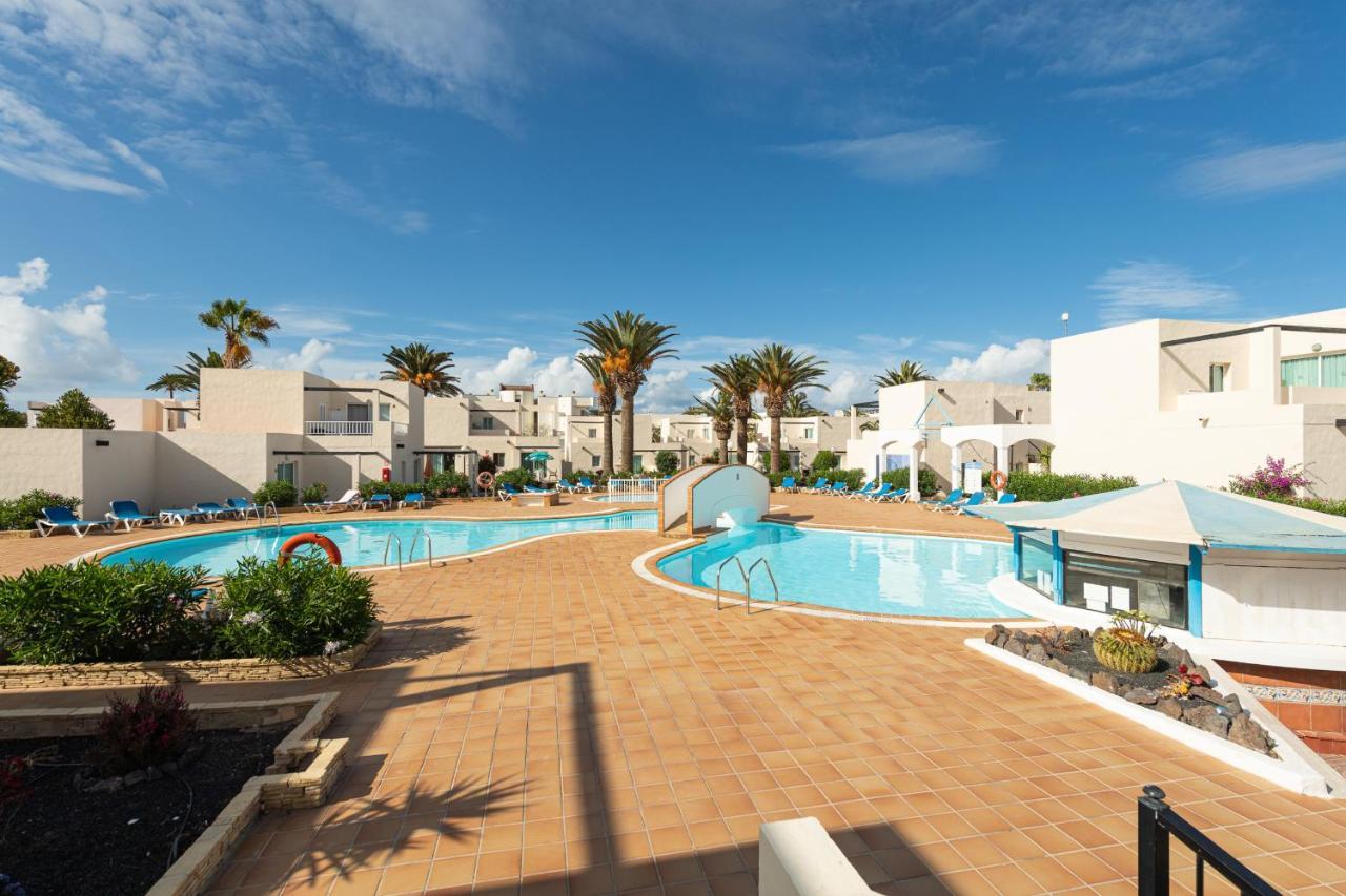 Homeforguest Apartamento 15 Con Terraza Y Piscina En Corralejo Kültér fotó