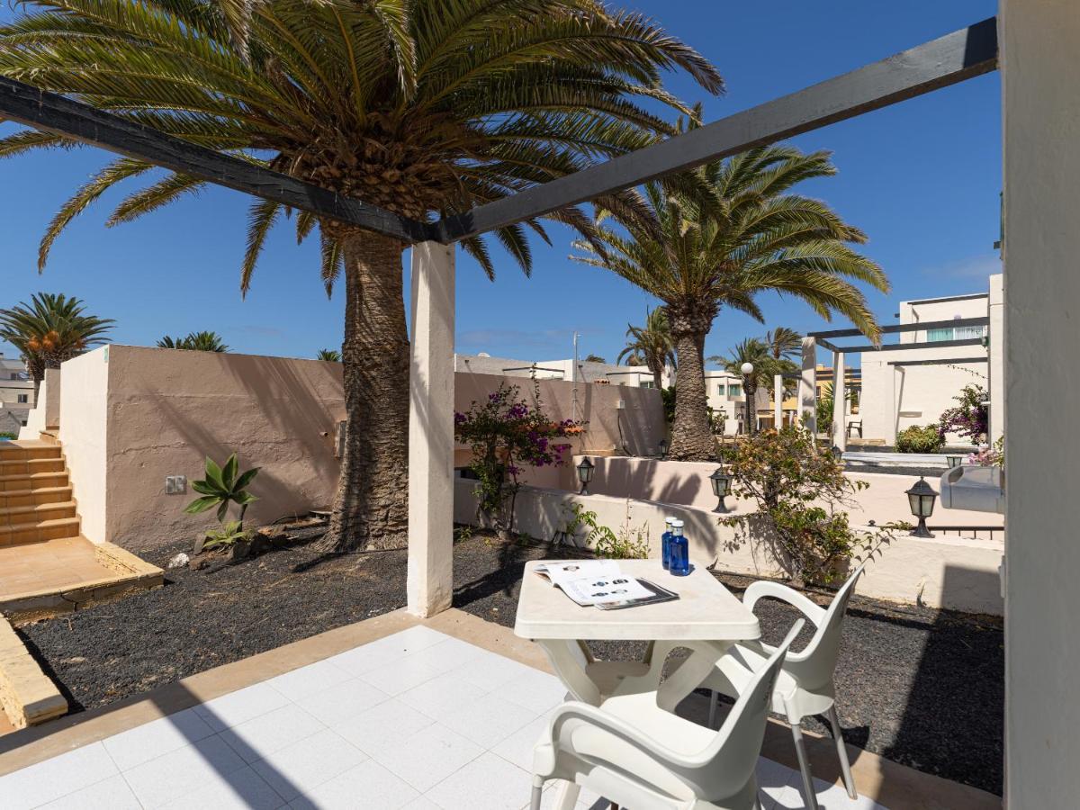 Homeforguest Apartamento 15 Con Terraza Y Piscina En Corralejo Kültér fotó