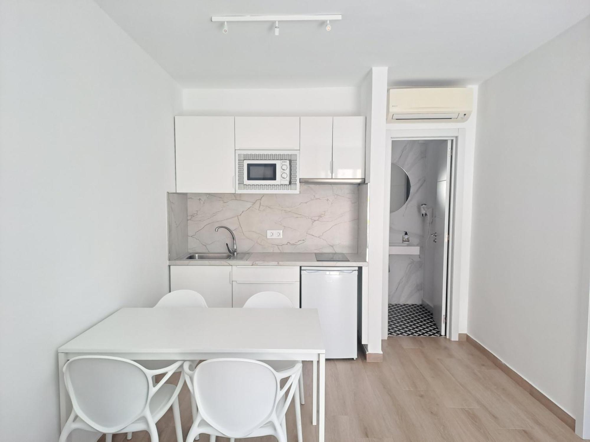 Homeforguest Apartamento 15 Con Terraza Y Piscina En Corralejo Kültér fotó